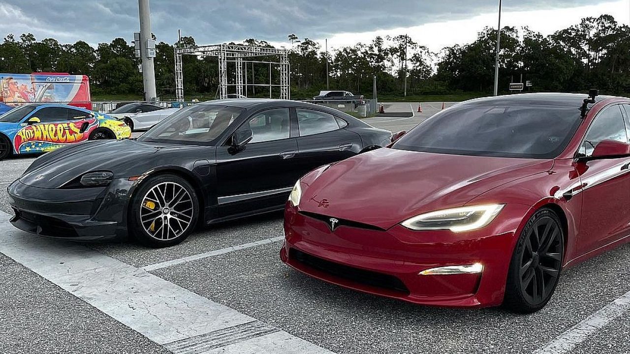 Tesla Model S Plaid Seeks Drag Racing Revenge Against Porsche Taycan