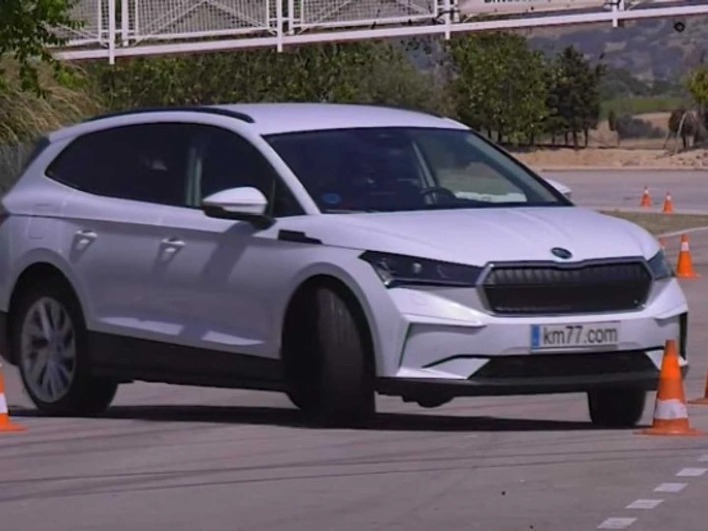 Skoda Enyaq iV Worse Than VW ID.4 On Moose Test