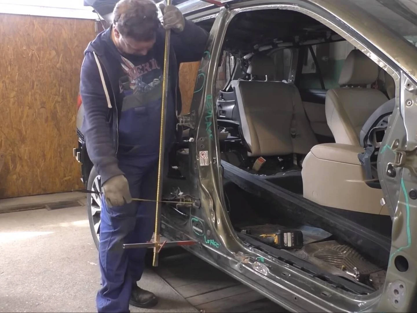 Subaru Forester in Broken State Recovers After Complete Body Repair