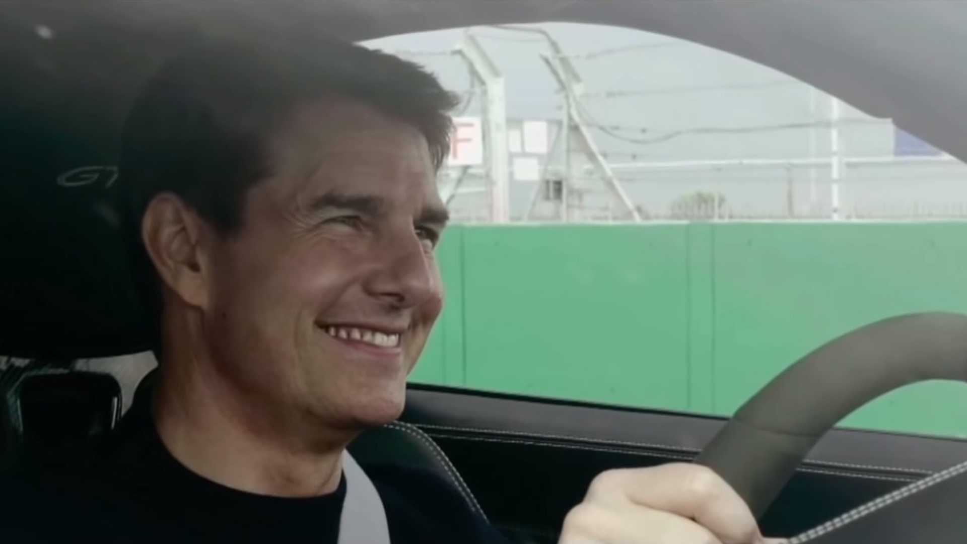 Tom Cruise is Top Gun for Thrilling Videos With Porsche 911 GT3s