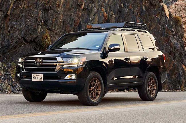 The Toyota Land Cruiser will make its debut in April 2021.