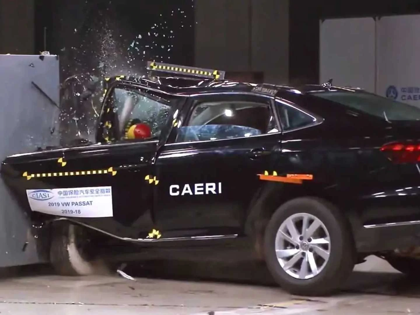 Failure of the VW Passat Crash Test is Linked to Sedan's Decline In China