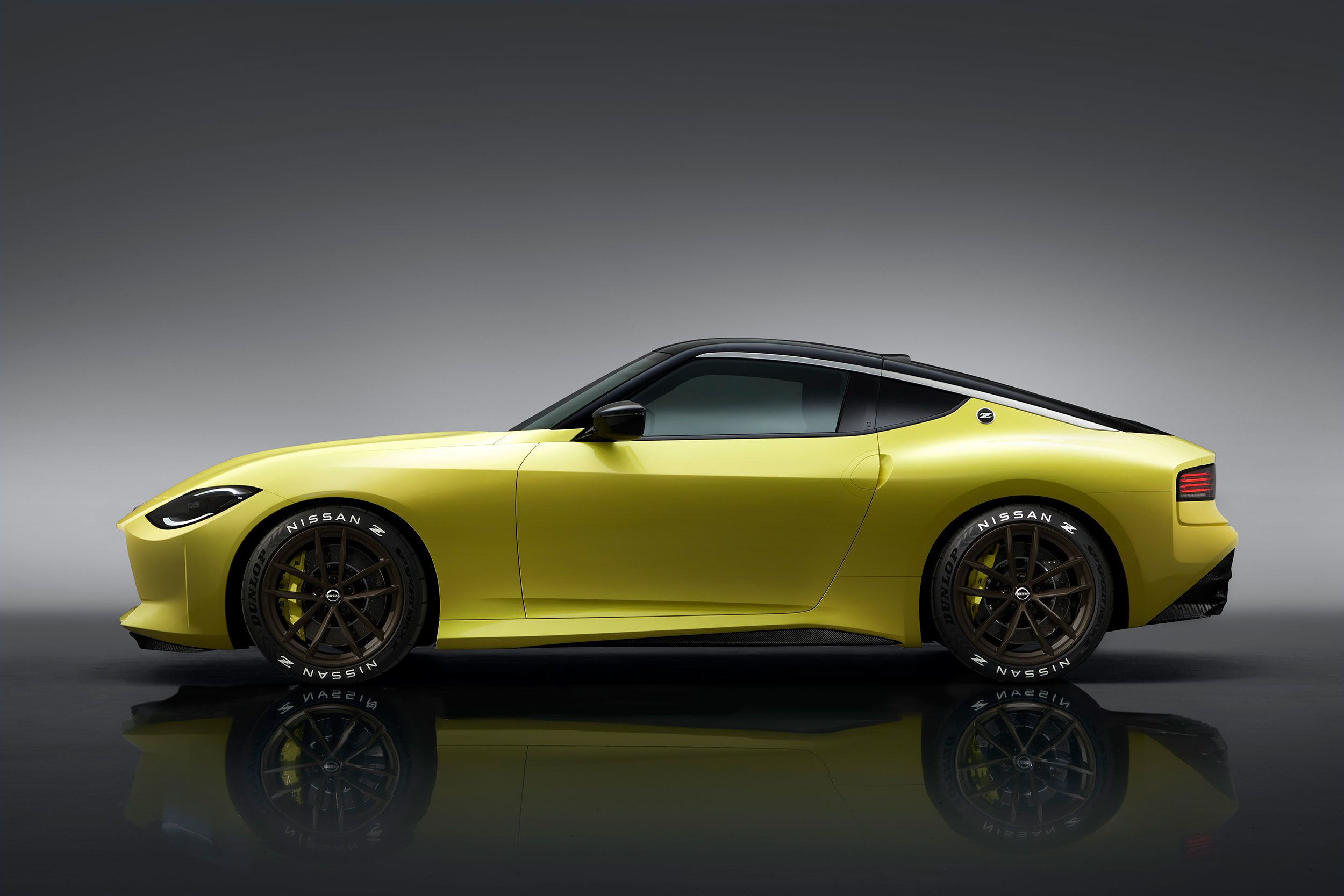 Video: A Closer Look at the Nissan Z Proto Sports Car