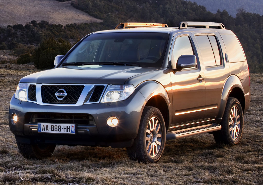 Facelifts for 2011 Nissan Navara, Pathfinder Announced - Launch at Geneva