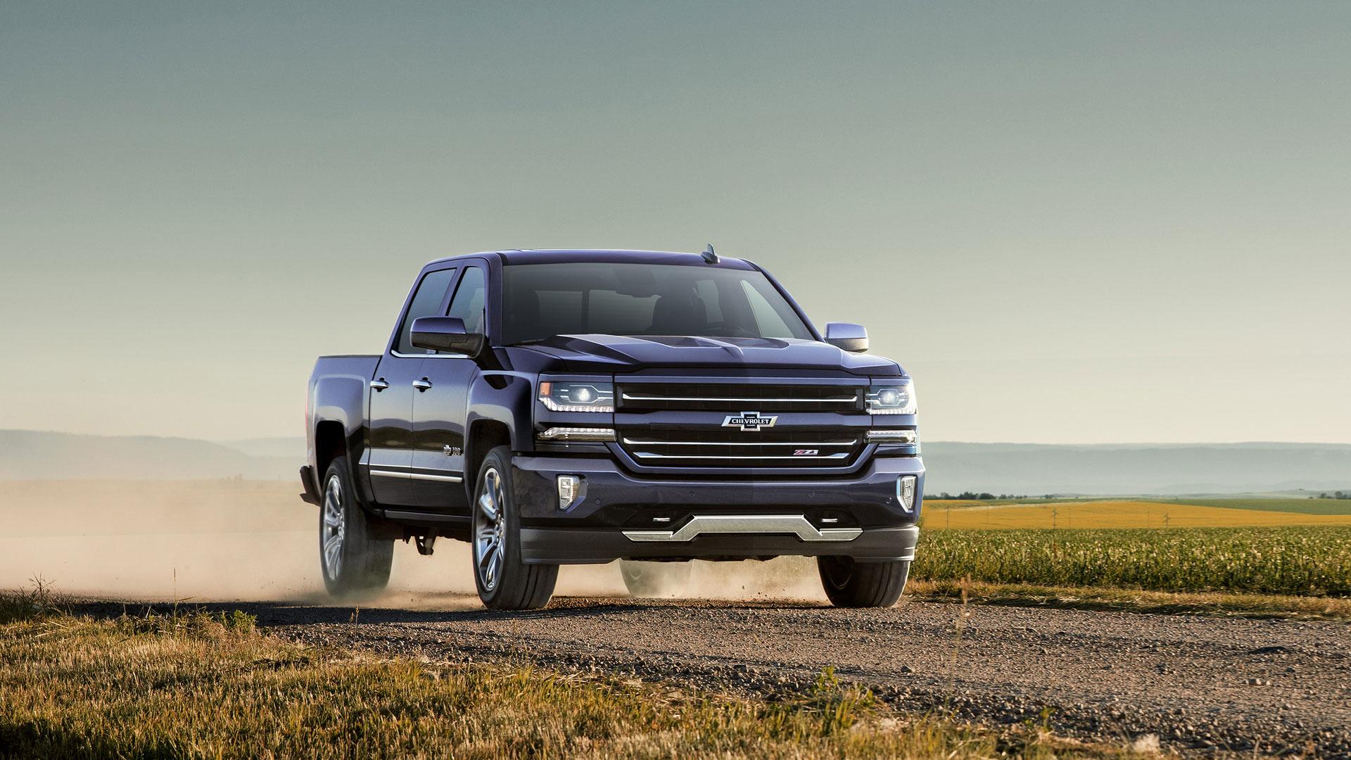 2018 Chevy Colorado, Silverado Centennial Editions Revealed