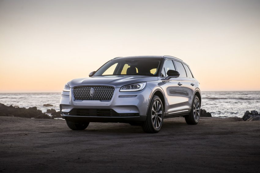 2021 Lincoln Corsair to Get Front and Rear Camera Washer, Sports Package