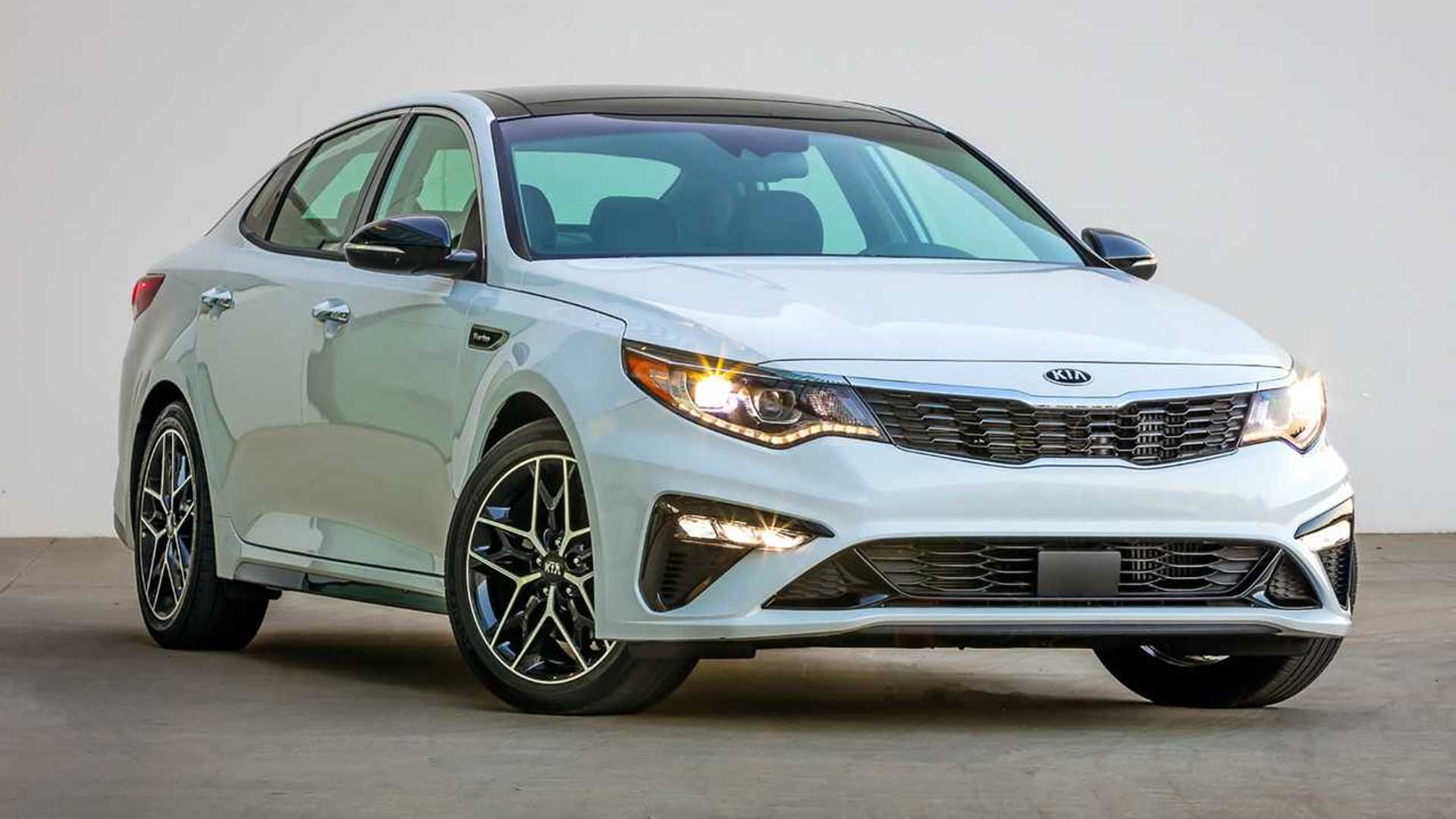 A new special edition of Kia Optima, Aging Kia, hopes to undercut rivals