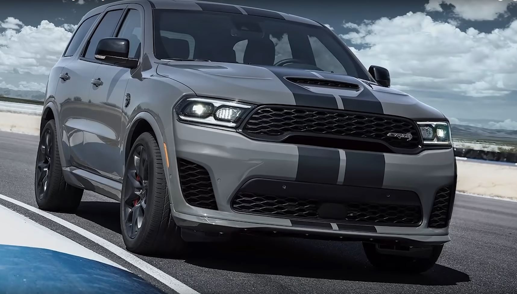 Is this a better Dodge Durango SRT Hellcat front end design?