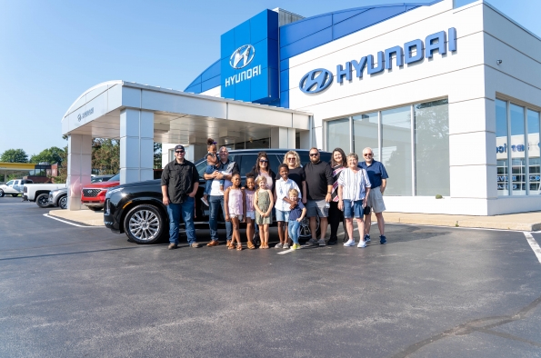 Hyundai Dealer Offers a Free Palisade to 12-Member Families