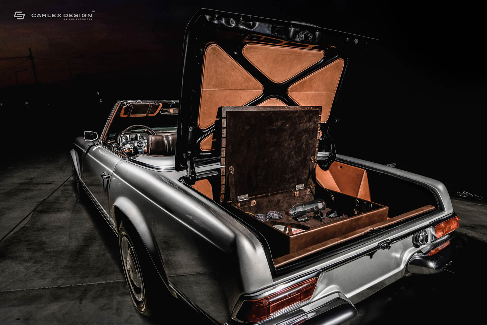 Mercedes 230 SL Pagoda By Carlex Design Has Exquisite Interior