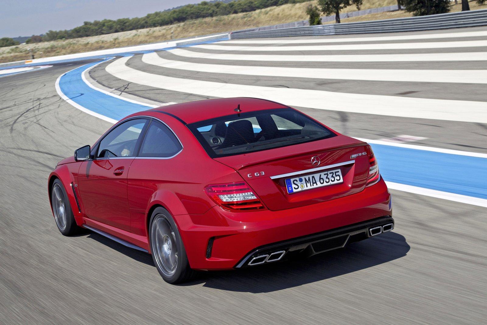 Officially revealed Mercedes-Benz C63 AMG Coupe Black Series