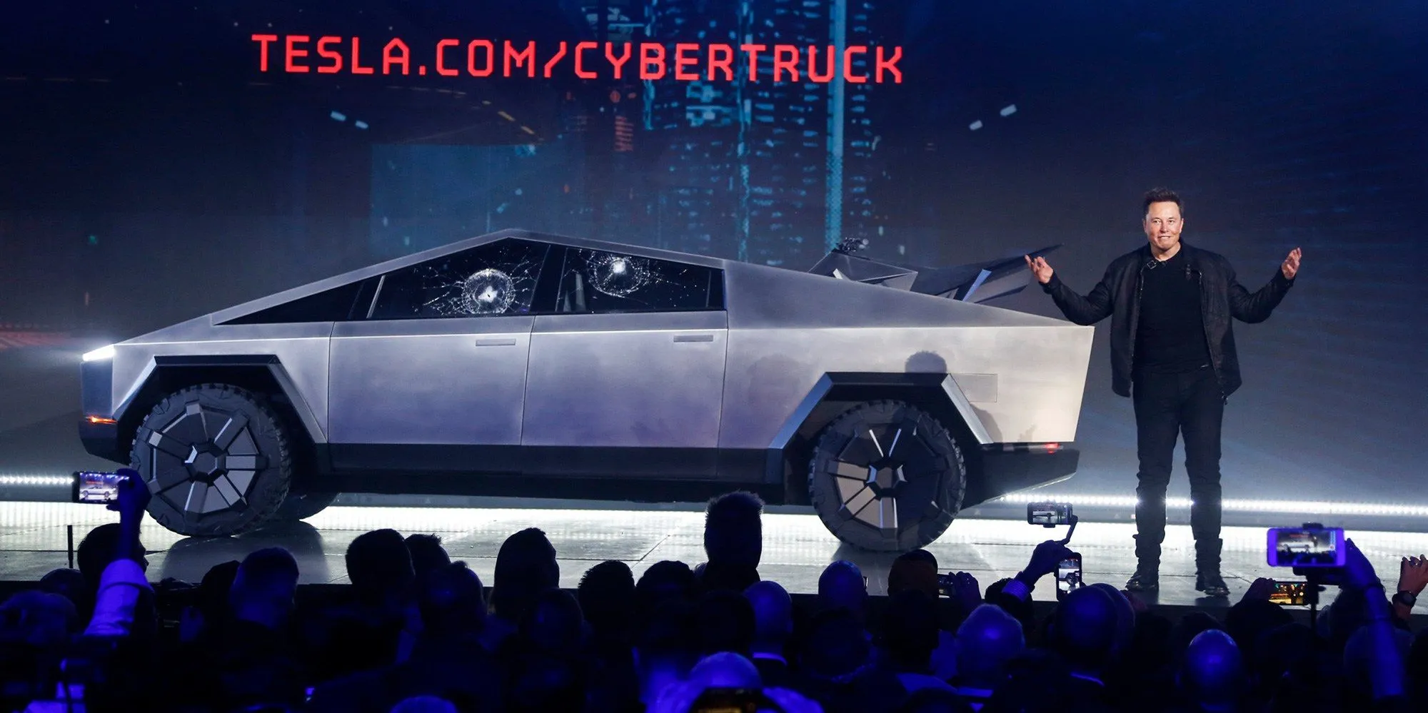 Elon Musk explains Why Cybertruck Glass Failed, Can You Believe Him?