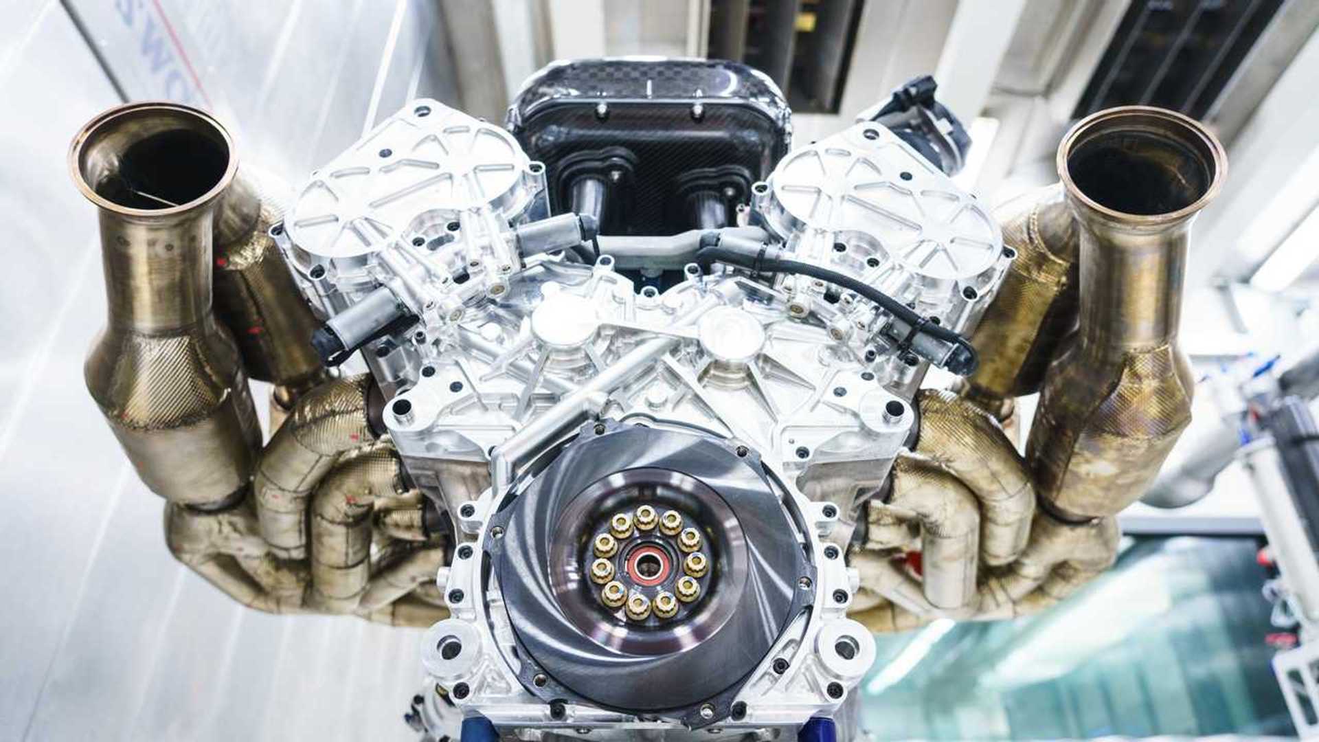 Aston Martin Valkyrie reveals its glorious V12 Cosworth engine