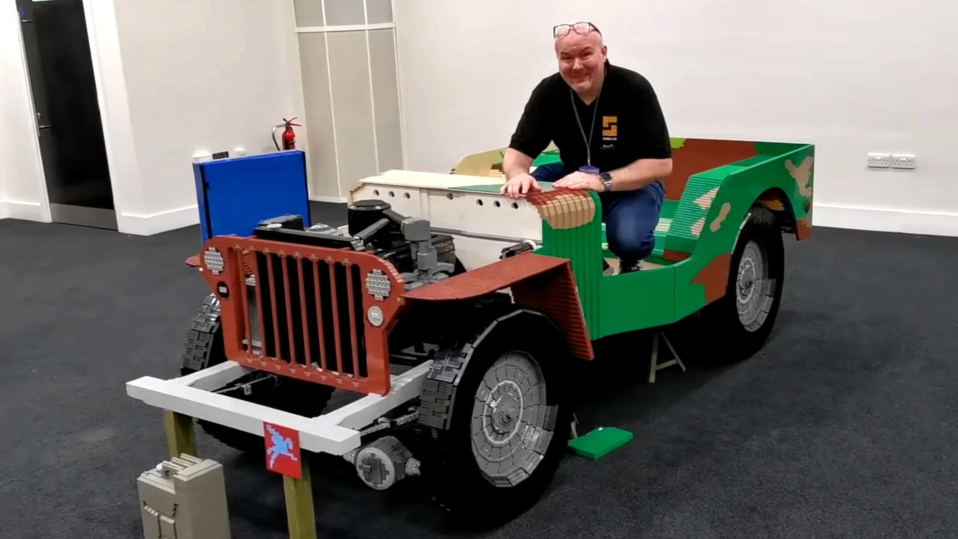 A Lego Jeep of Life Size Looks Incredible Up until It's Destroyed