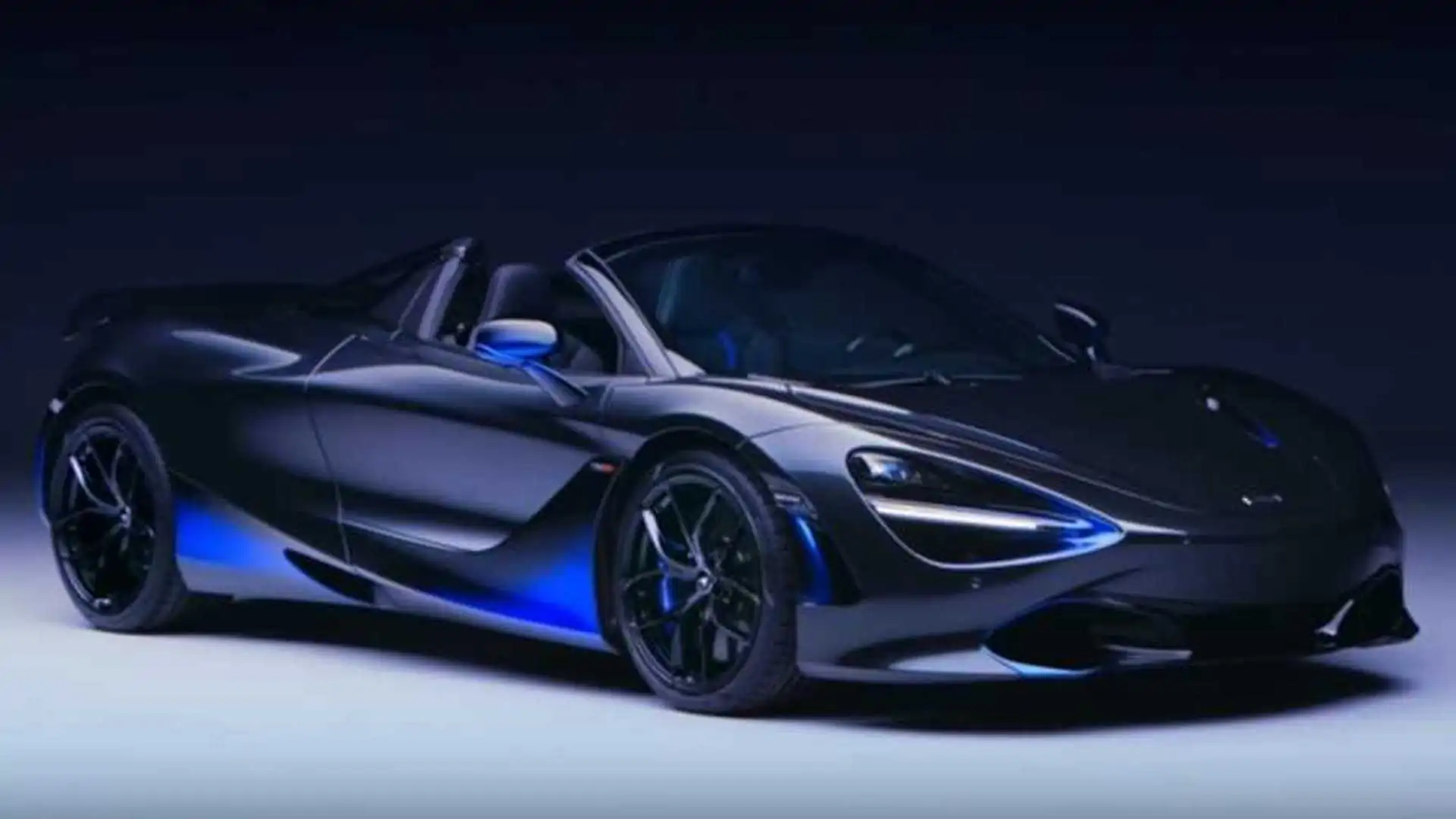 It took 260 hours to paint this McLaren 720S Spider