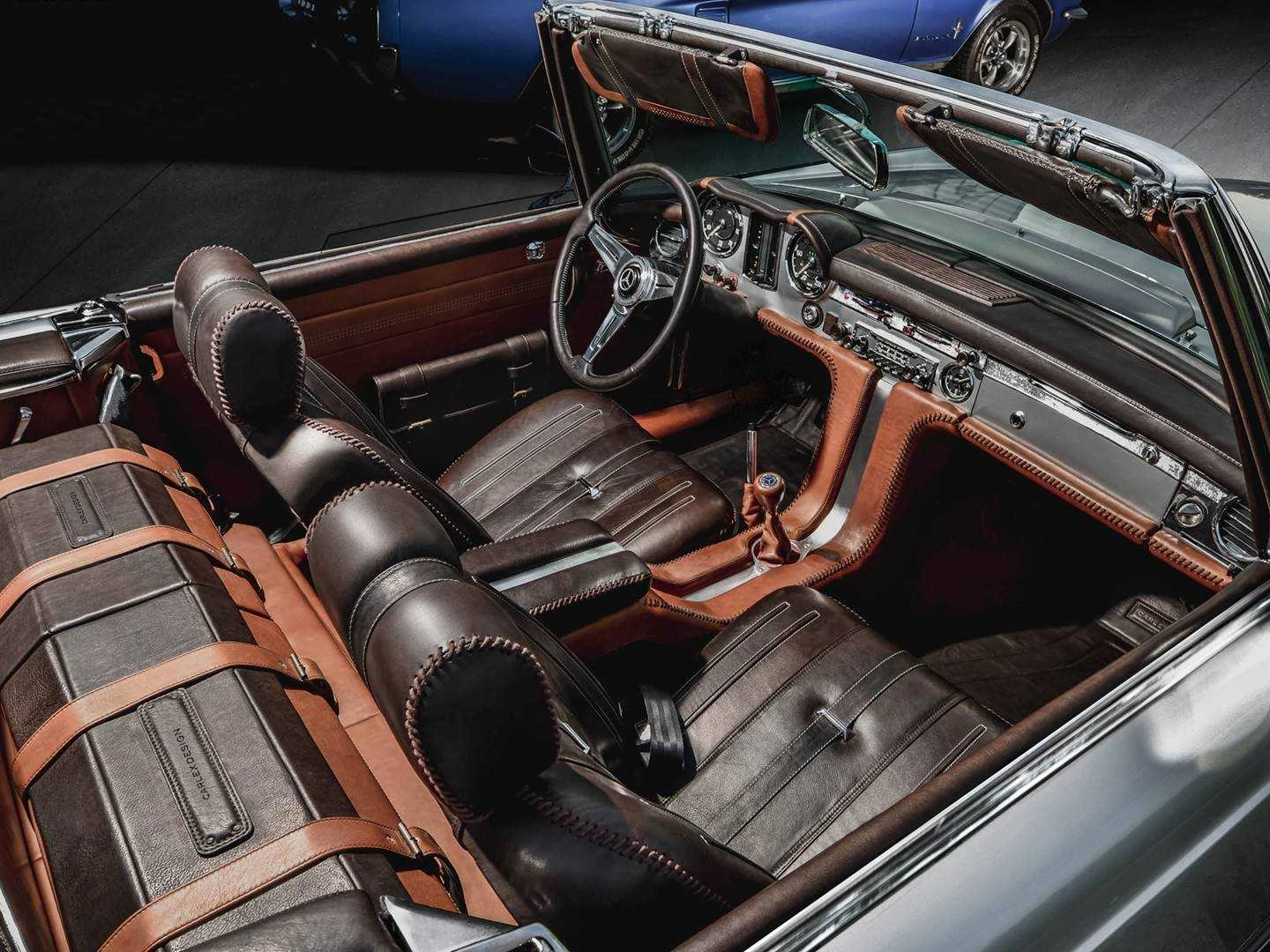 Mercedes 230 SL Pagoda By Carlex Design Has Exquisite Interior