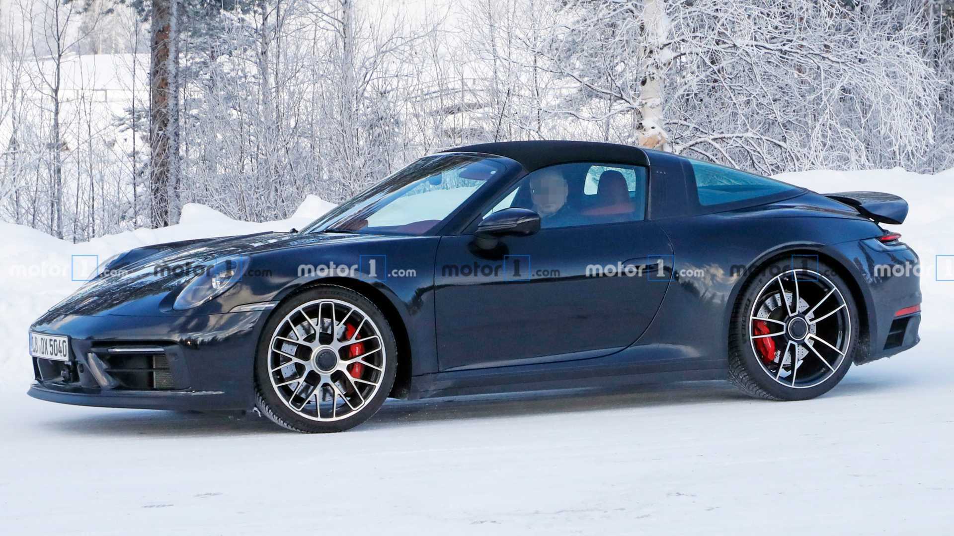 Porsche 911 Targa GTS Spied With No Camouflage