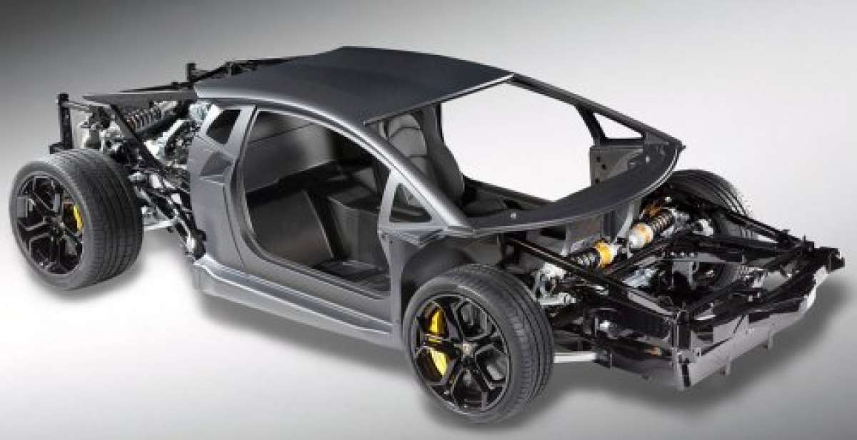 Lamborghini unveils LP700-4 Aventador V12 rolling chassis