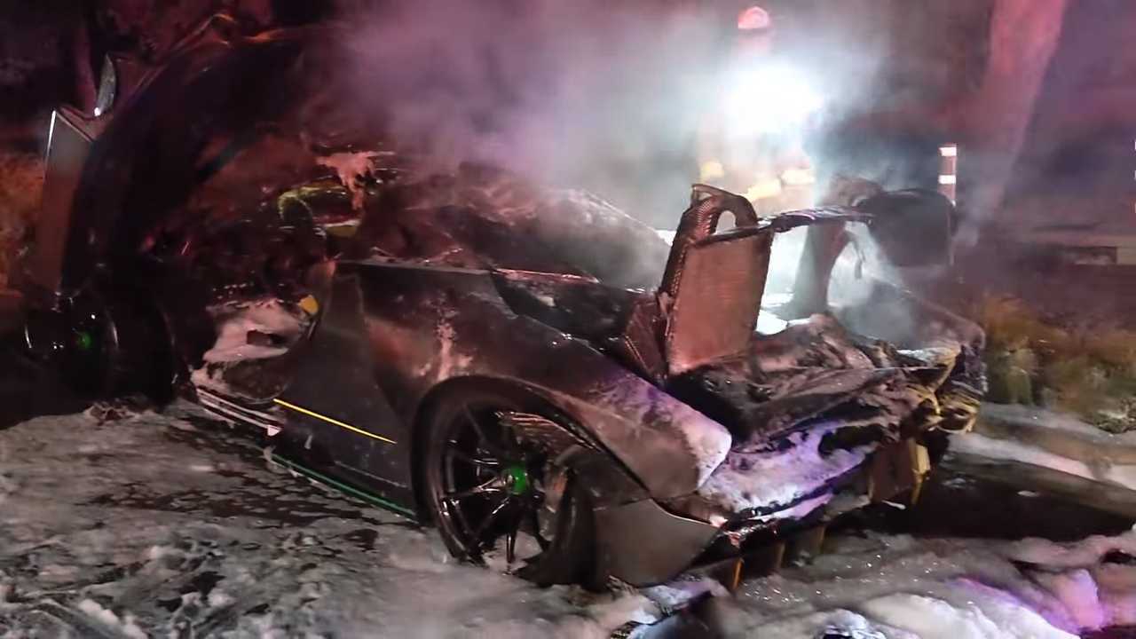 Footage Of McLaren Senna Going Up In Flames Is Heartbreaking