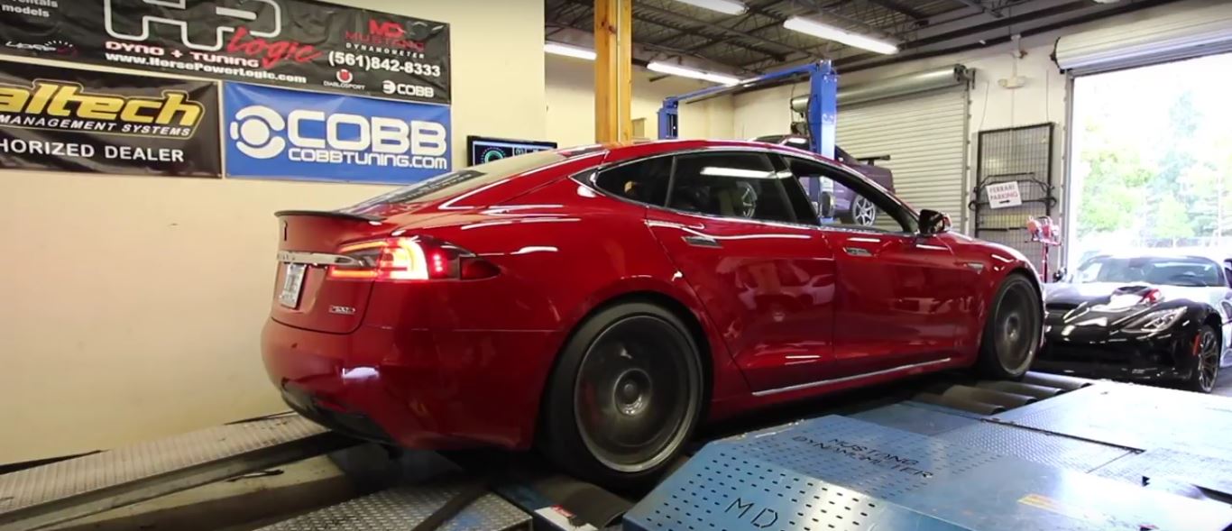 DragTimes attaches Tesla Model S with Ludicrous+ to Dyno