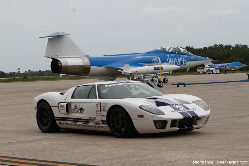 Ford GT sets Guinness World Record of 283 mph for top speed