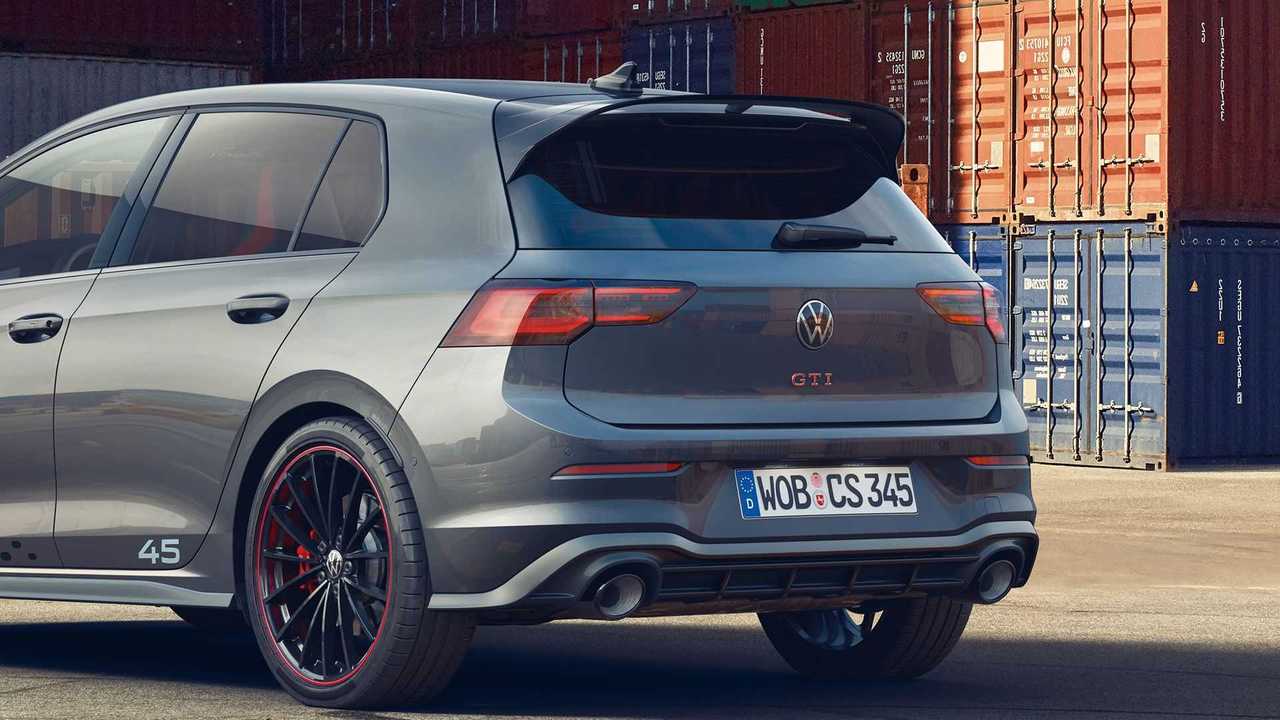 VW Golf GTI Clubsport 45 Takes Over 8 Minutes to Lap the Nurburgring