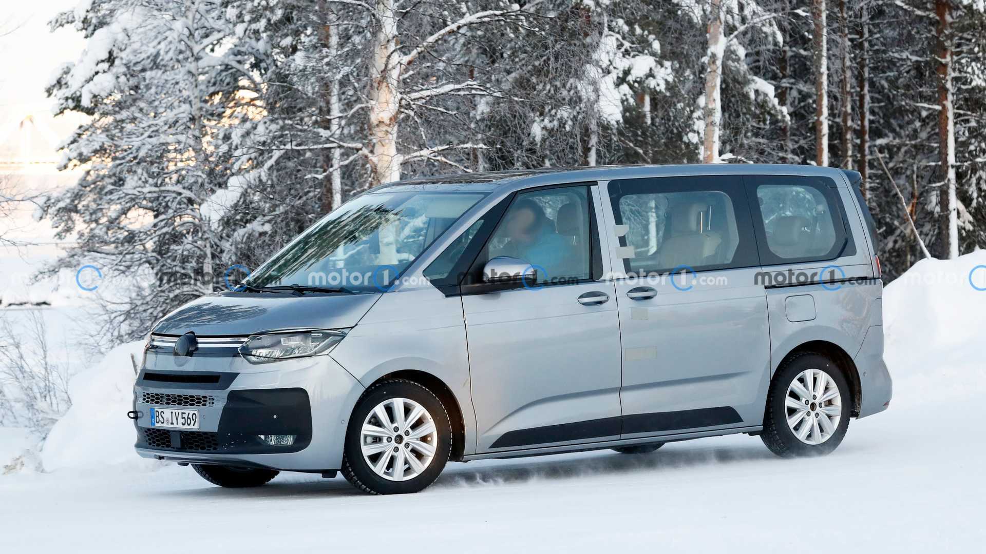 VW T7 Multivan Captured in Winter Spy Photos