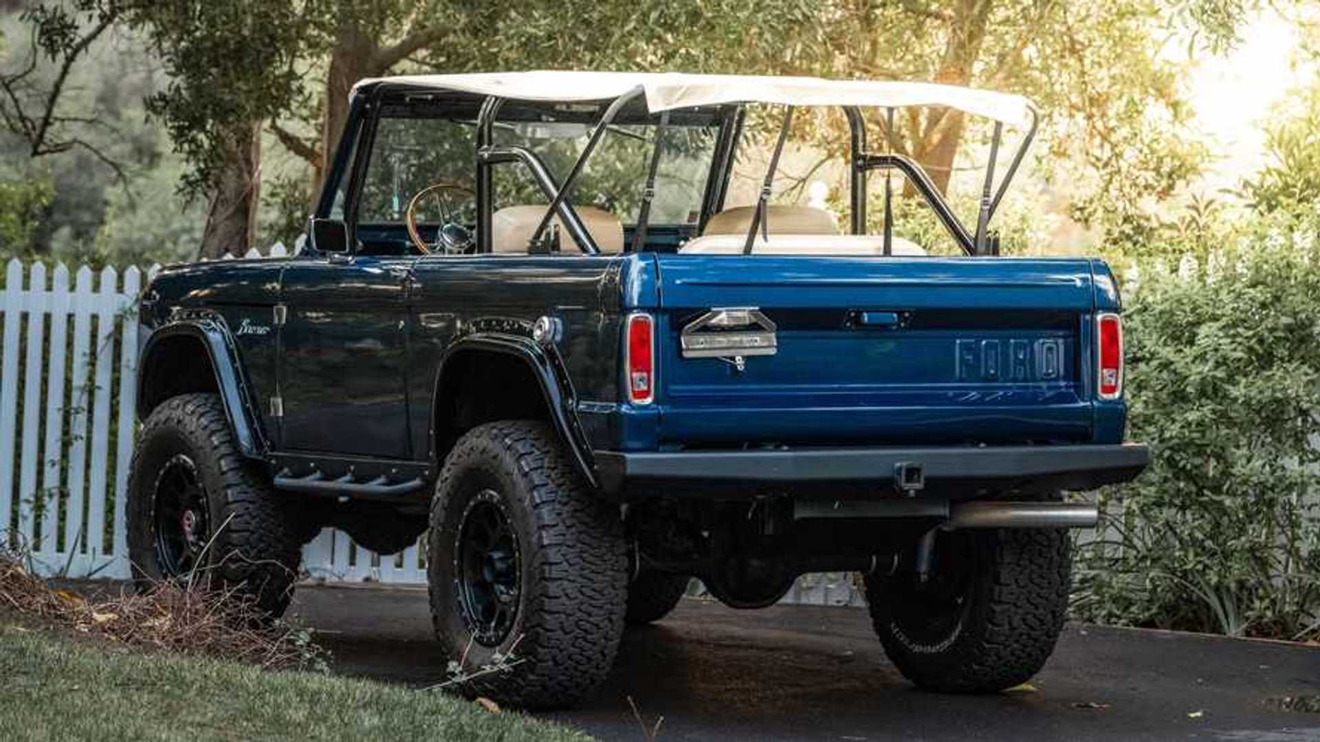 Jenson Button's Custom Ford Bronco Up for Sale, Only Two Bids So far