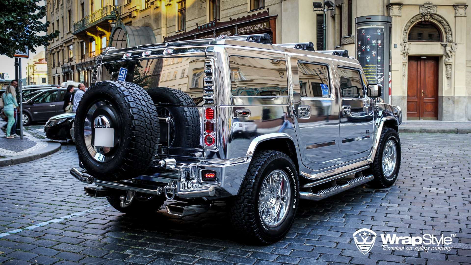 Hummer H2 gets chrome wrap - Art or Abomination!