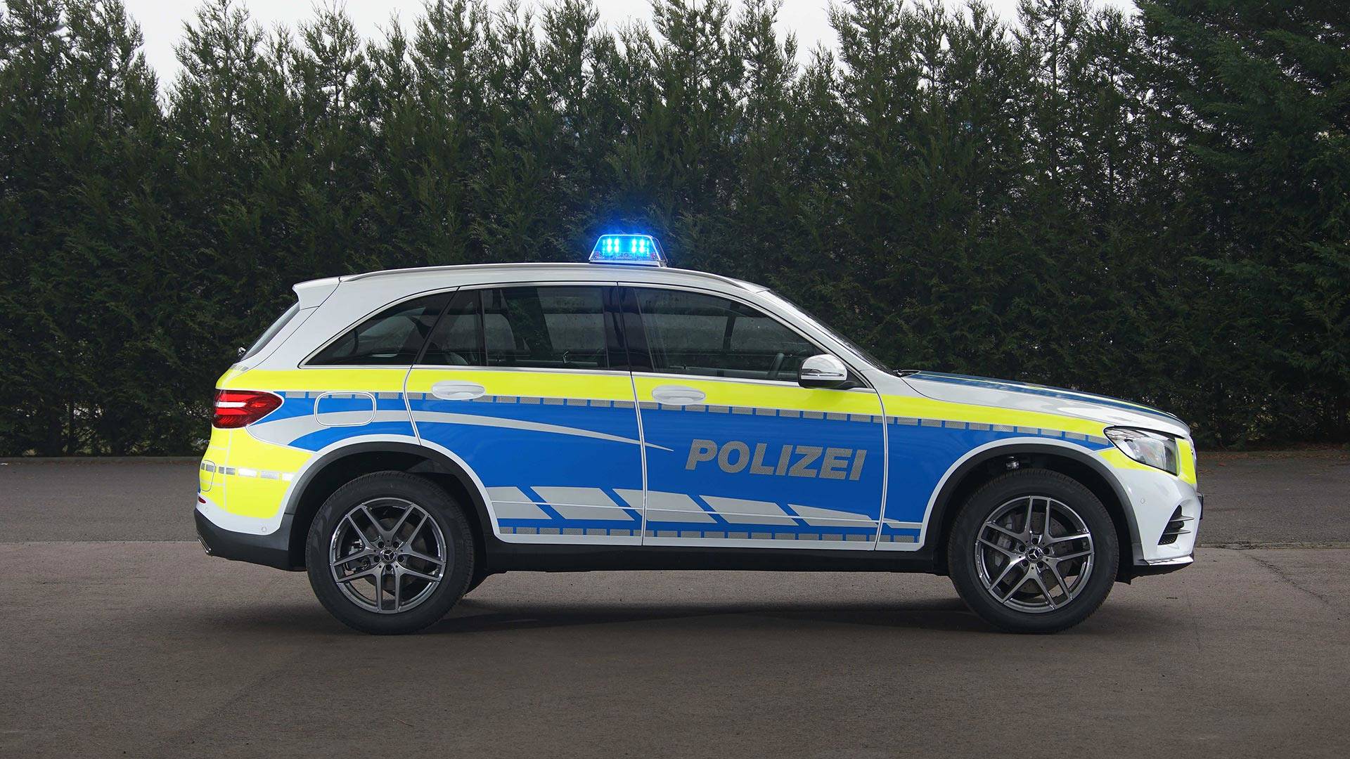 Mercedes Dresses Up for Police Duty, X Class Truck Now in The Fleet