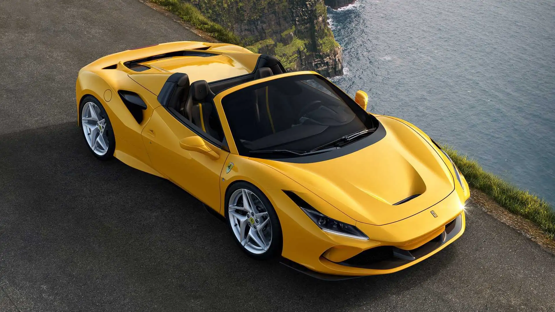 Ferrari F8 Spider Revealed: More Power, Less Weight Than 488 Spider