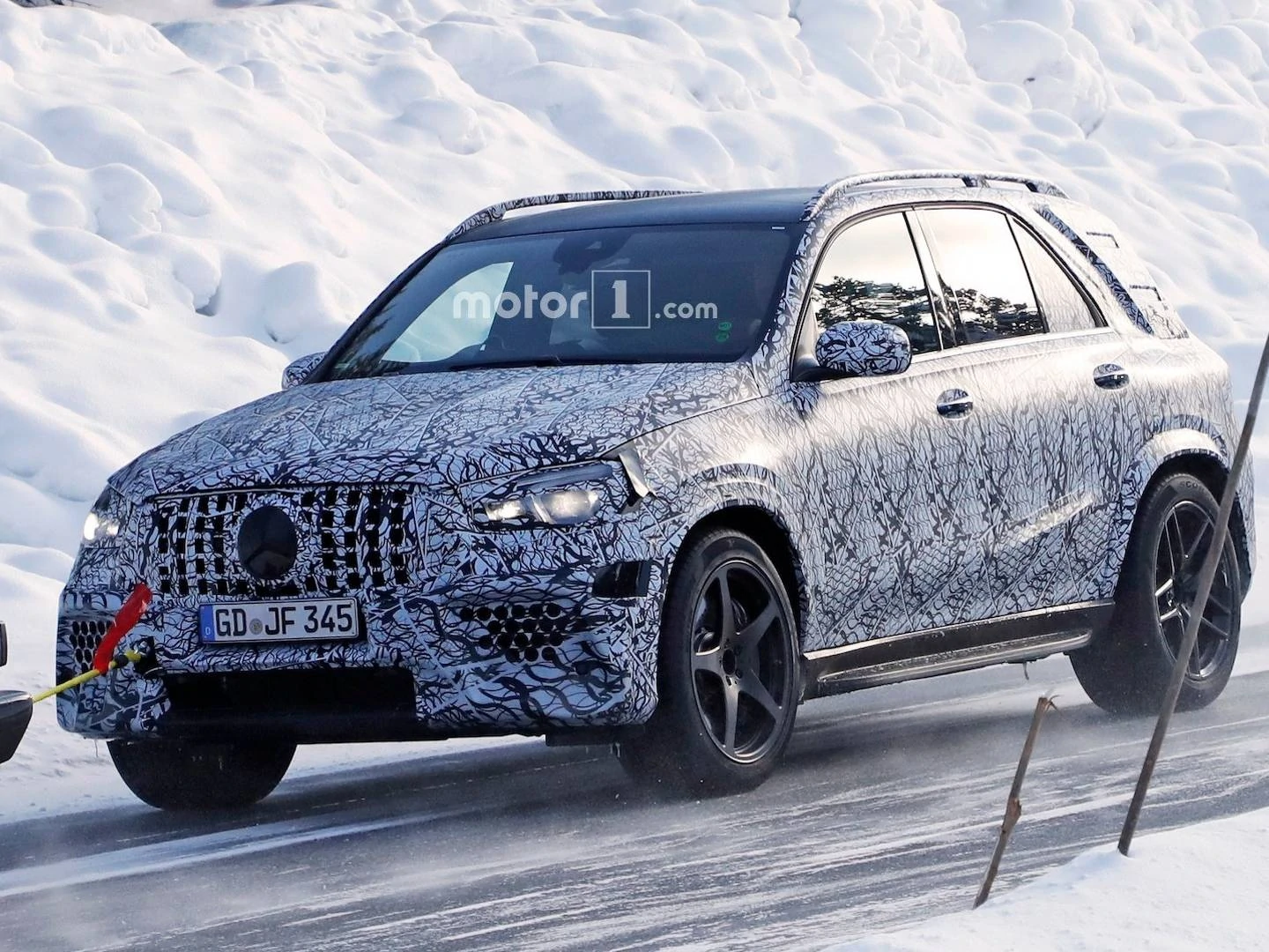 2020 Mercedes-AMG GLE63 Spied Showing Much of Its Skin [UPDATE]