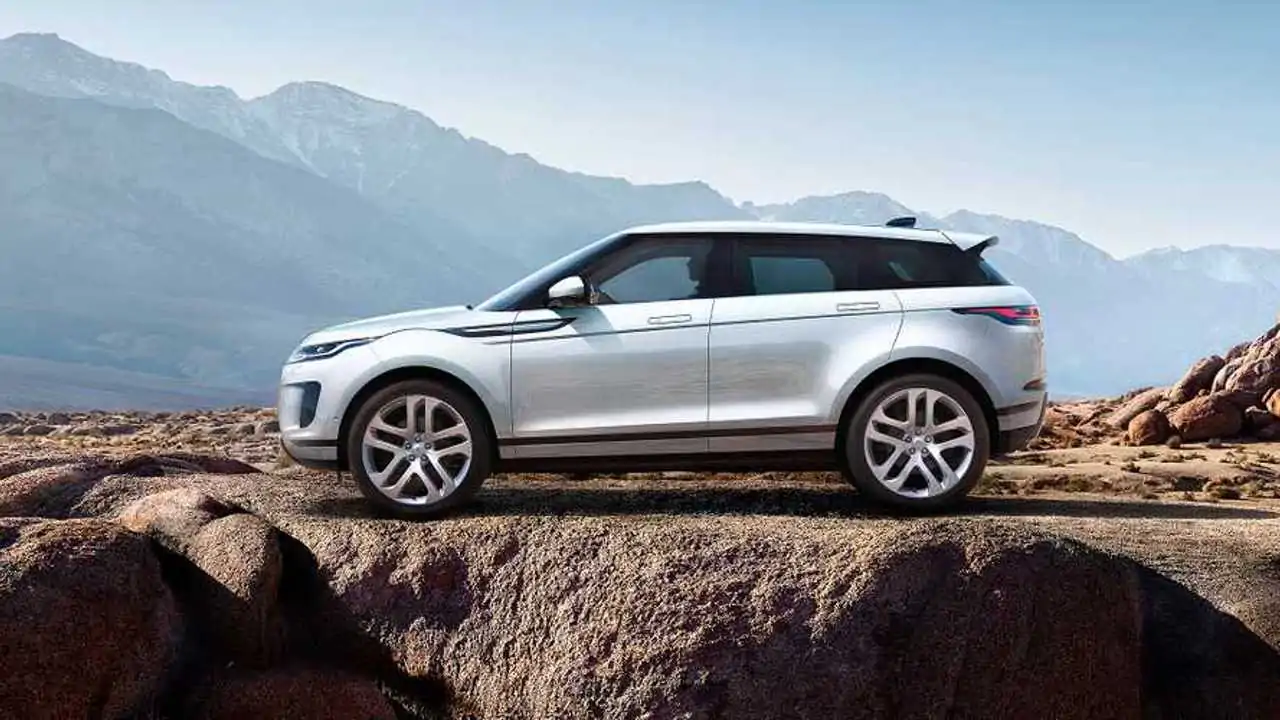 2020 Range Rover Evoque Brings Mild-Hybrid Power To Chicago [UPDATE]