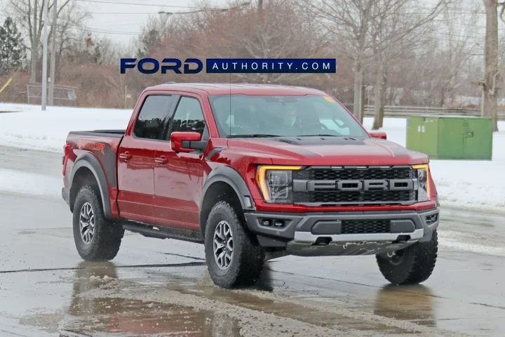 2021 Ford F-150 Raptor Gets 35-Inch Tires and a New Graphics Pack