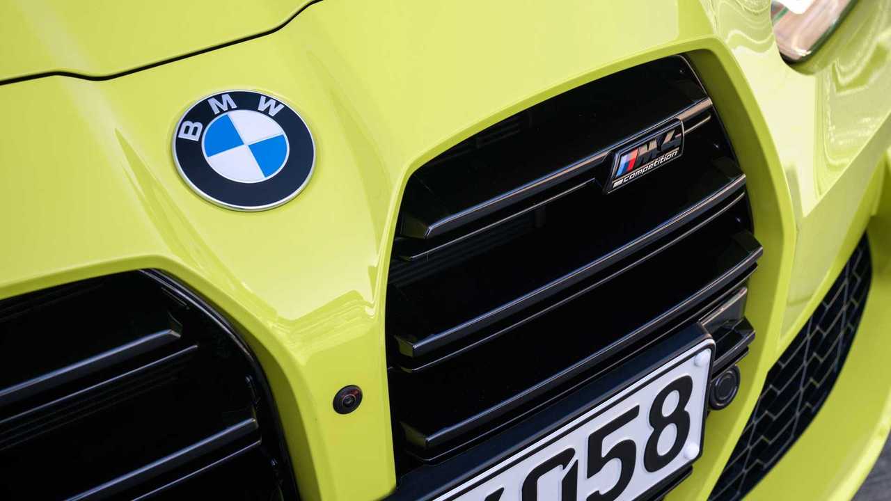 BMW Speed Trap Warning Service requires payment to avoid tickets