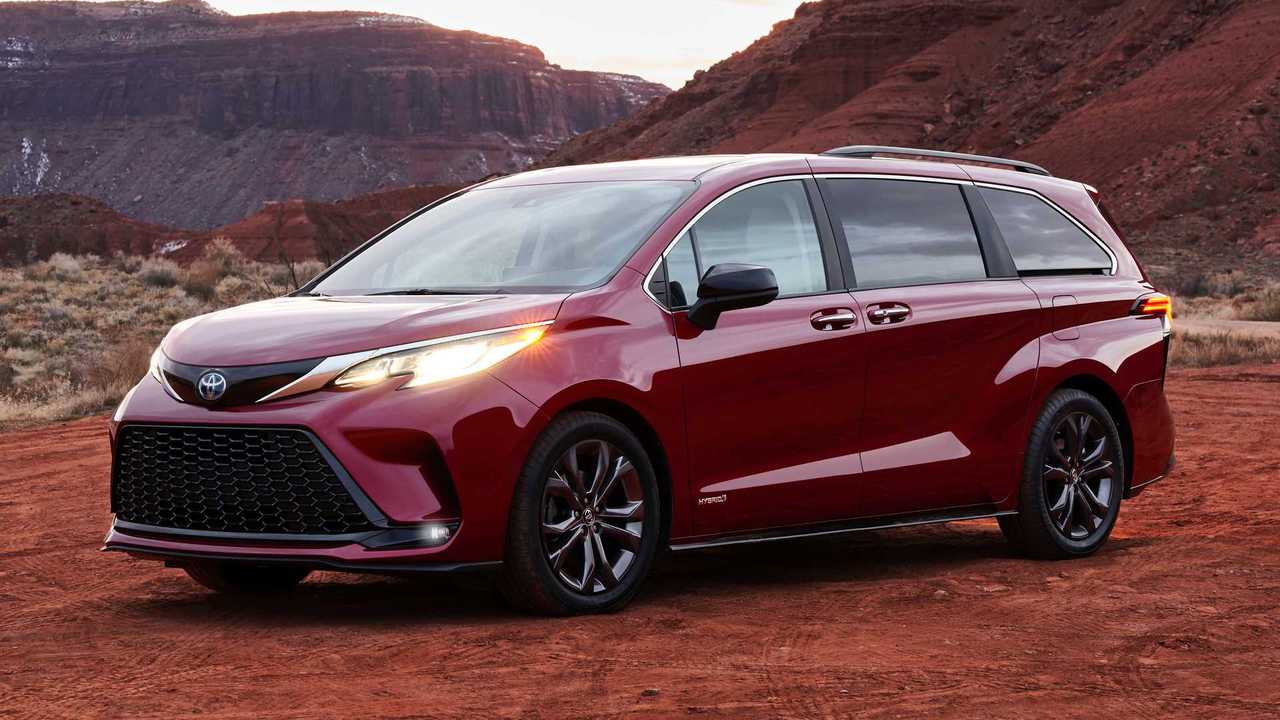 2021 Toyota Sienna Introduces Standard Hybrid Powertrain and Bold Looks