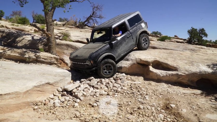 Ford releases its own video of 2021 Bronco Rock Crawling in Moab