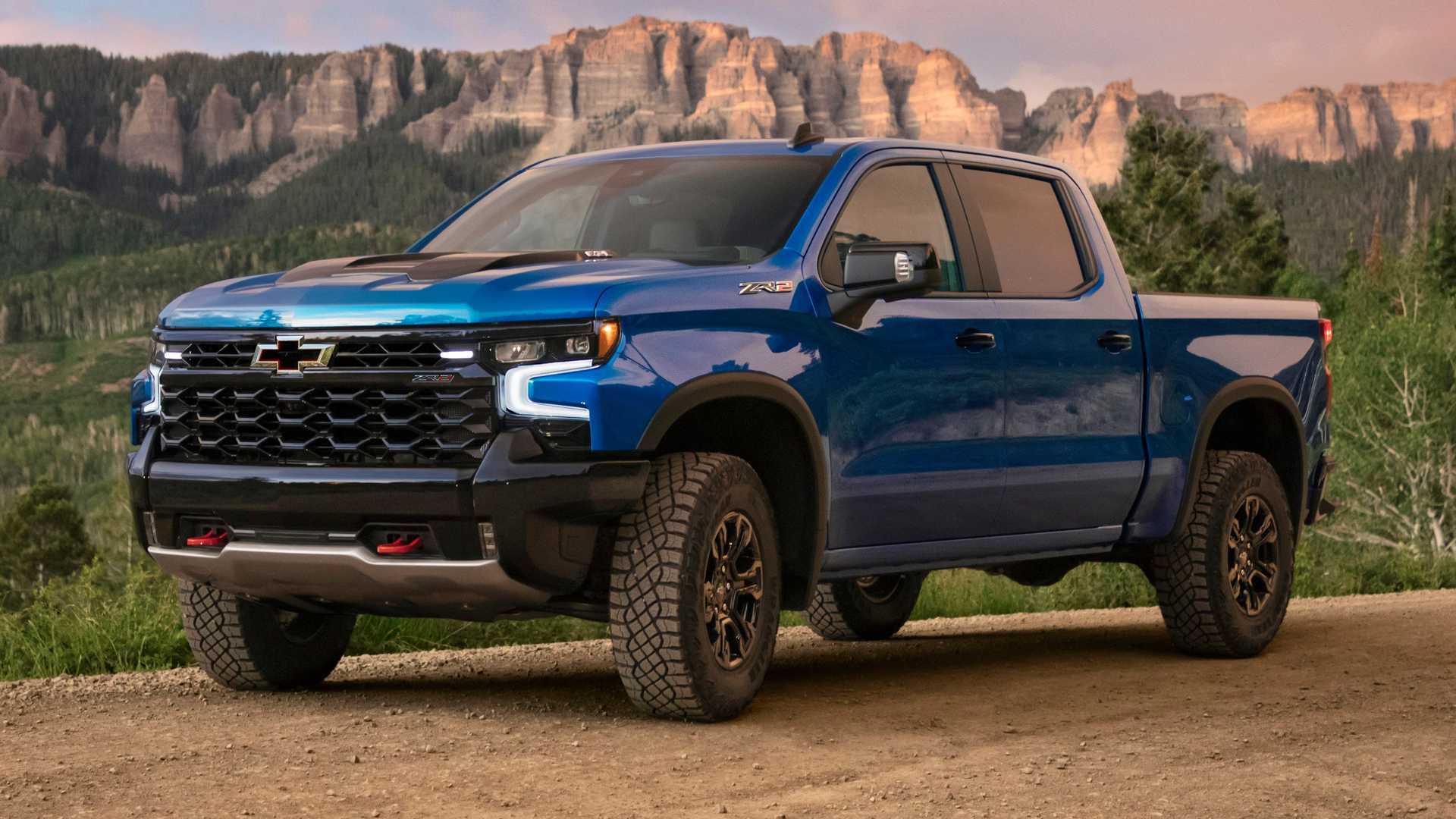 Chevy Silverado and GMC Sierra Factory Idled in Indiana for Chip Shortage