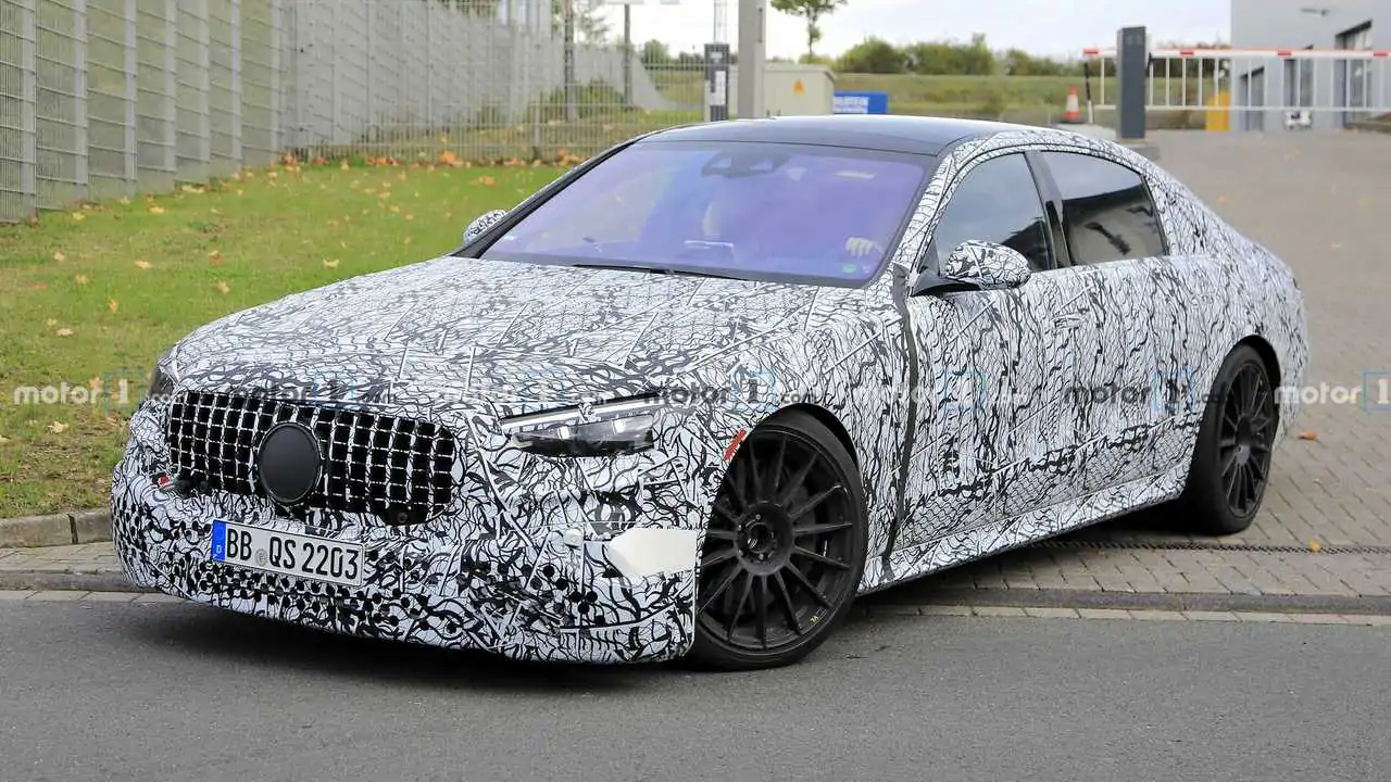 Mercedes-AMG S63e rendering takes after the latest spy shots