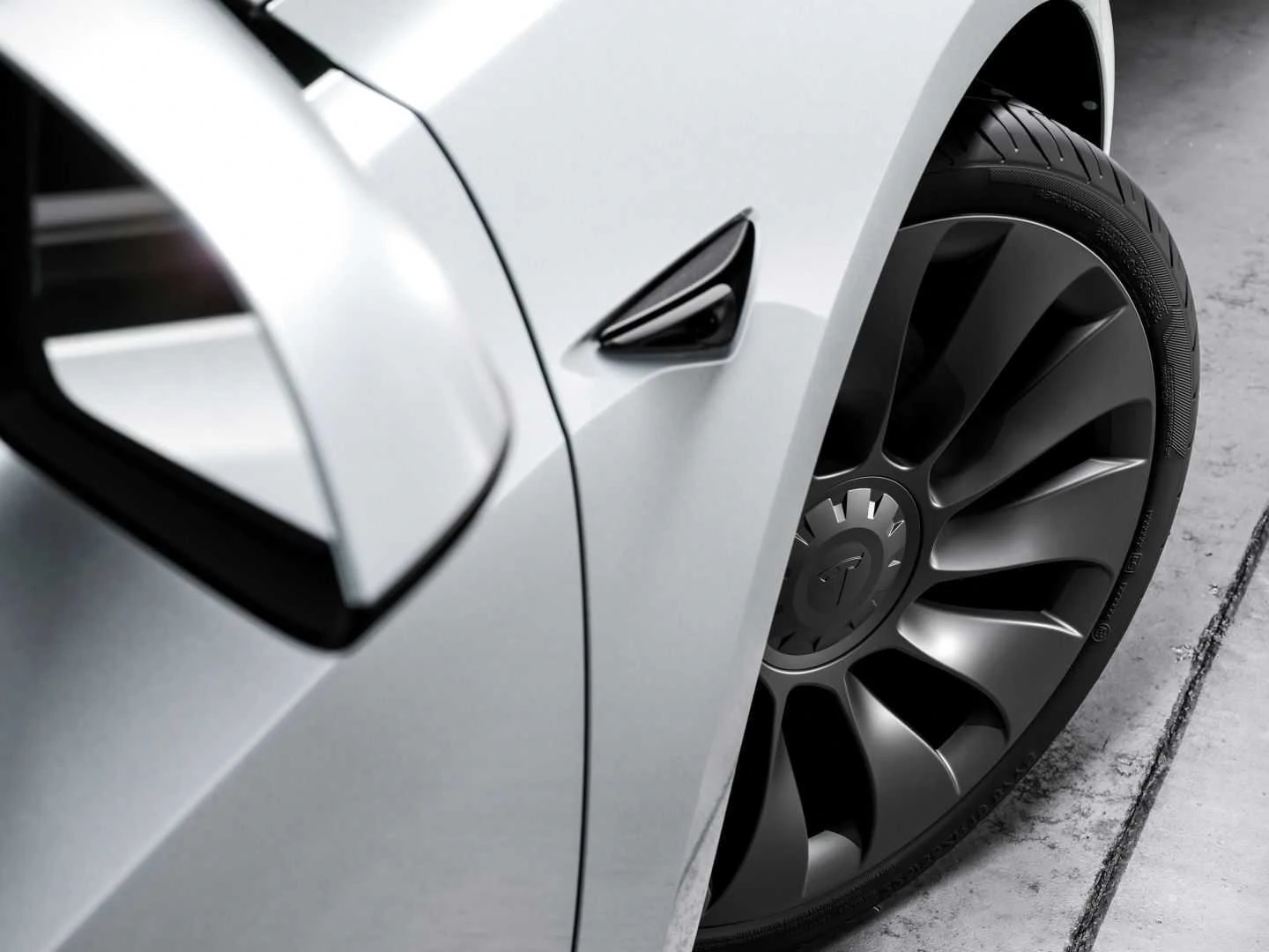 Your Tesla will now tell you if your tires are worn