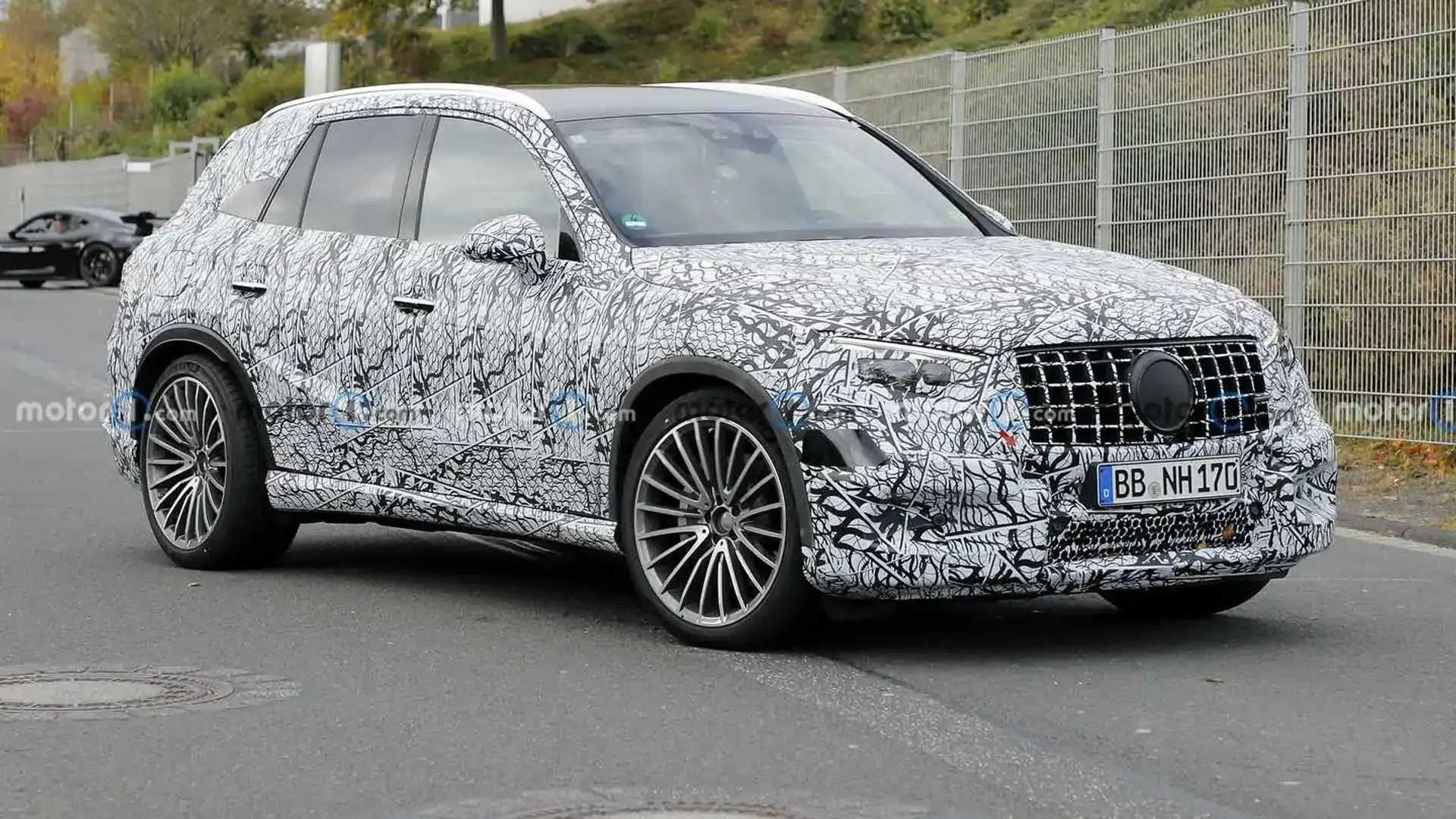 2023 Mercedes-AMG GLC43 Makes Spy Photograph Debut