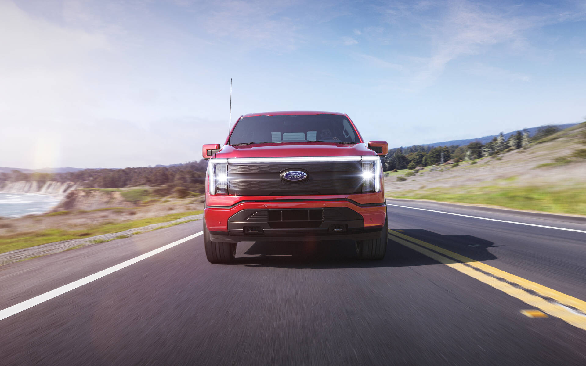 Ford Maverick and F-150 Lightning Gets More Than 200K Reservations