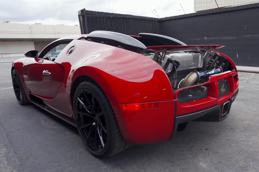 Bugatti Veyron's Titanium Exhaust is Ridiculously Loud