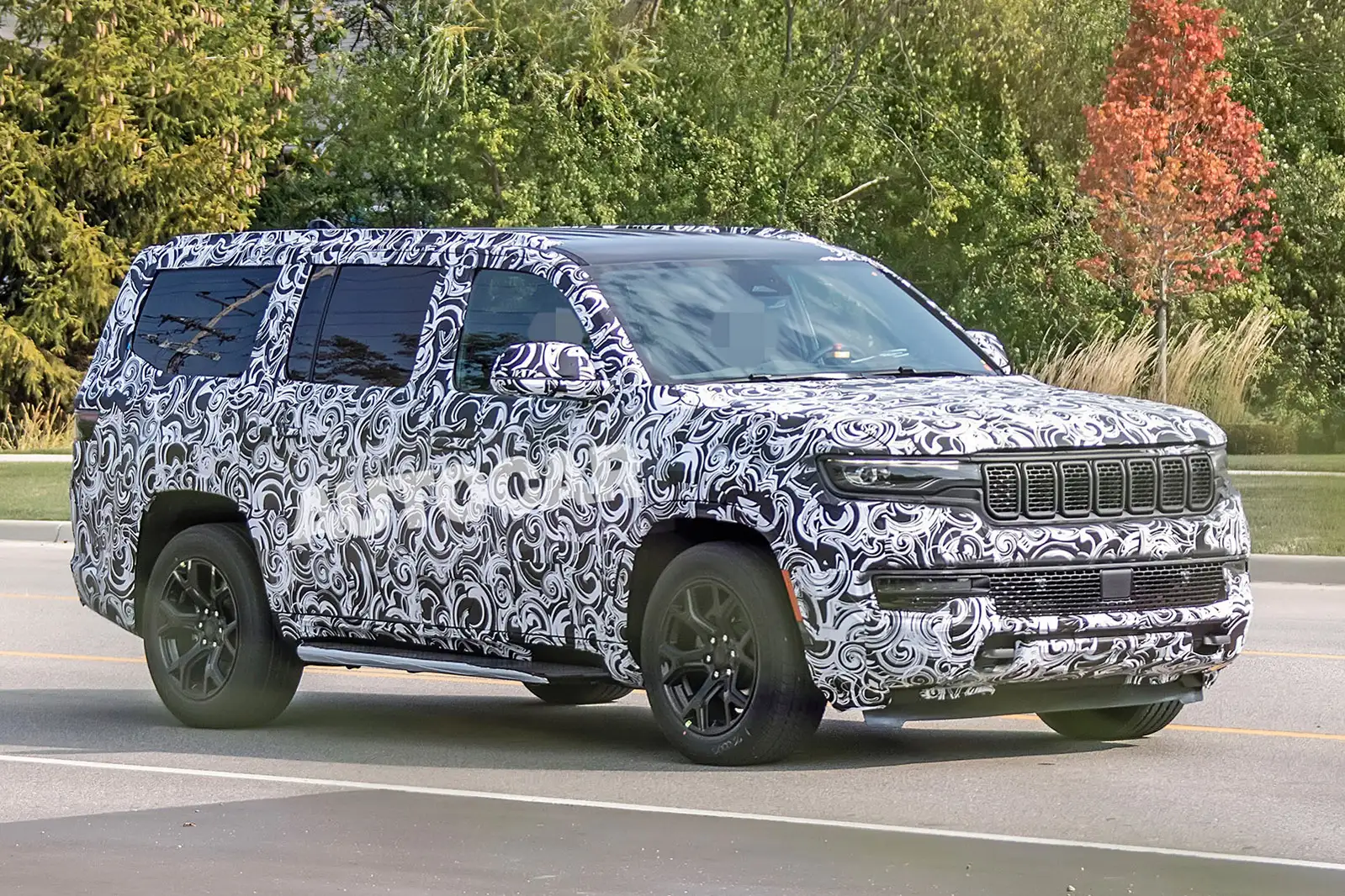 Jeep Wagoneer spotted in near production form with new details