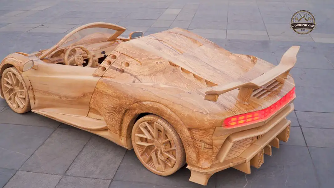 Bugatti Centodieci Wood Carving Is Nature's Tribute To W16 Hypercar