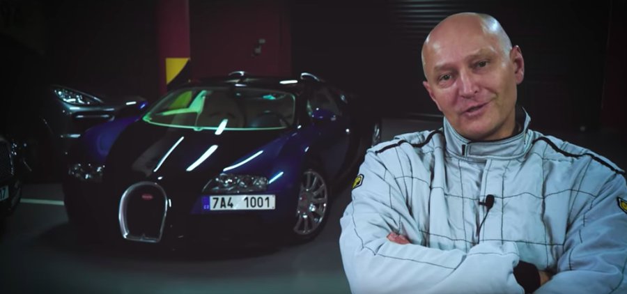 See The Crazy Man Who Driven A Veyron 250 MPH on The Autobahn