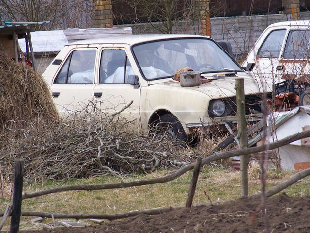 Soviet Bloc Cars Were Strange: Skoda 120/105