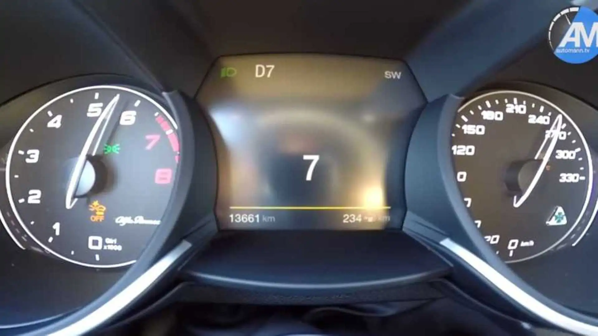 Watch the Alfa Romeo Stelvio Quadrifoglio Accelerate to 168 MPH