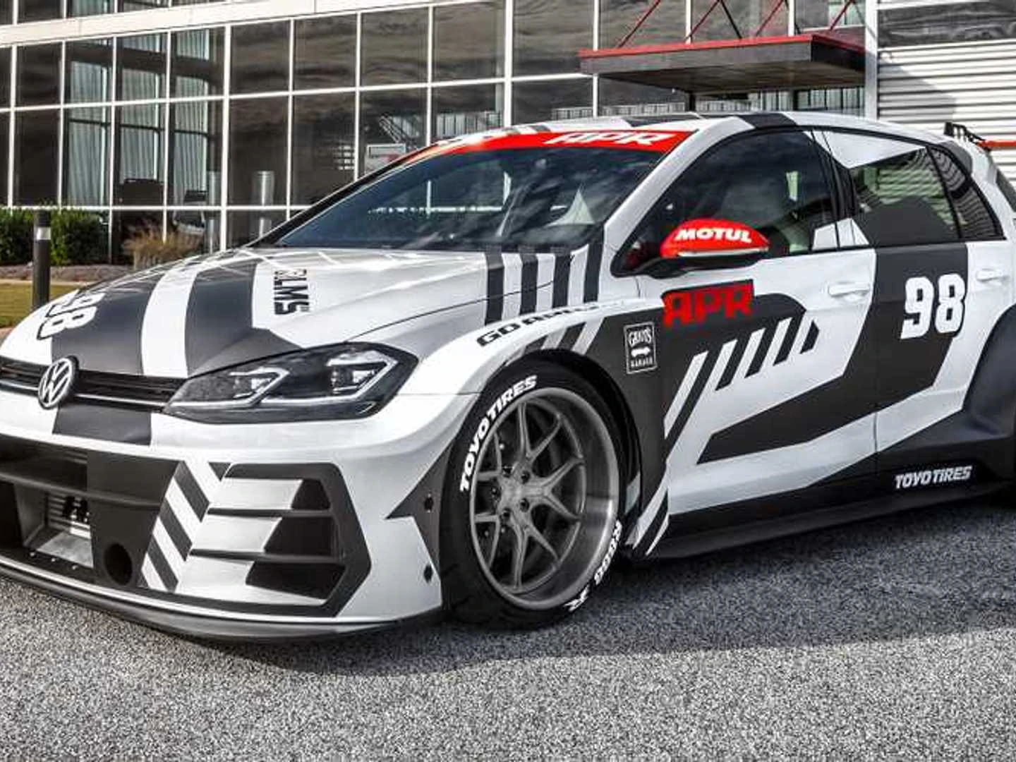 APR To Unveil 536-HP VW Golf R RLMS At SEMA