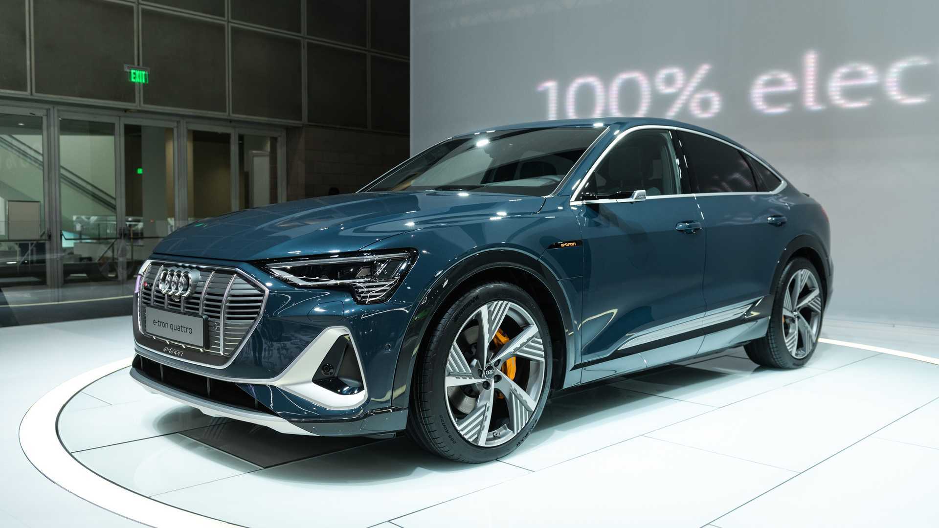 Audi E-Tron Sportback Gets Smooth Shape and Sci-Fi Headlights